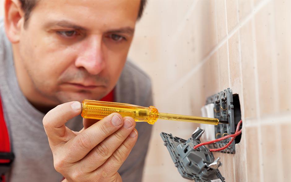 électricien dans le bâtiment La Verrière